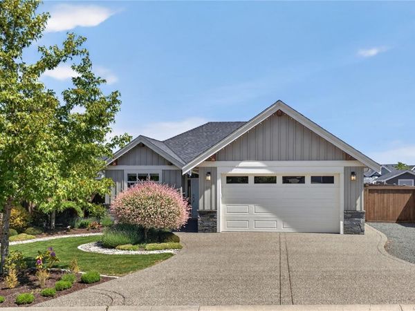 474 Ridgefield Dr , Parksville, BC V9P 0E2