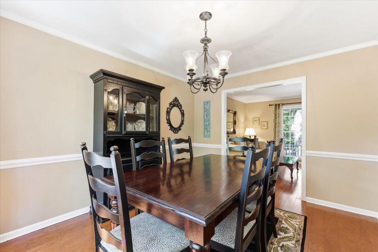 102 Laurens Court Photo 22