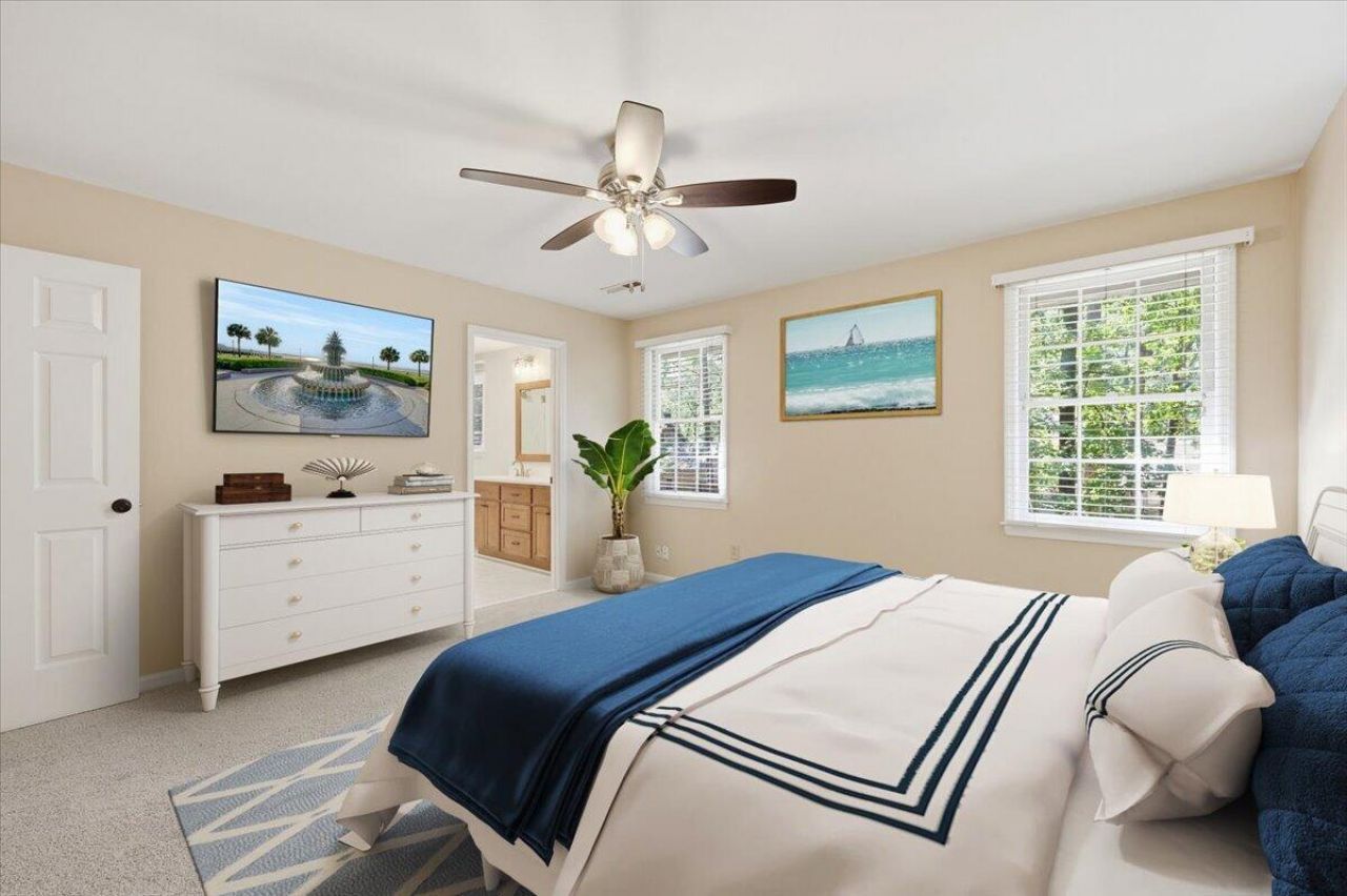 102 Laurens Court Photo 35