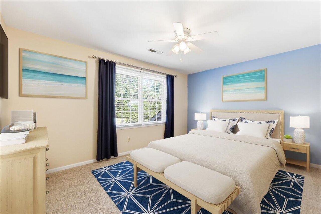 102 Laurens Court Photo 42