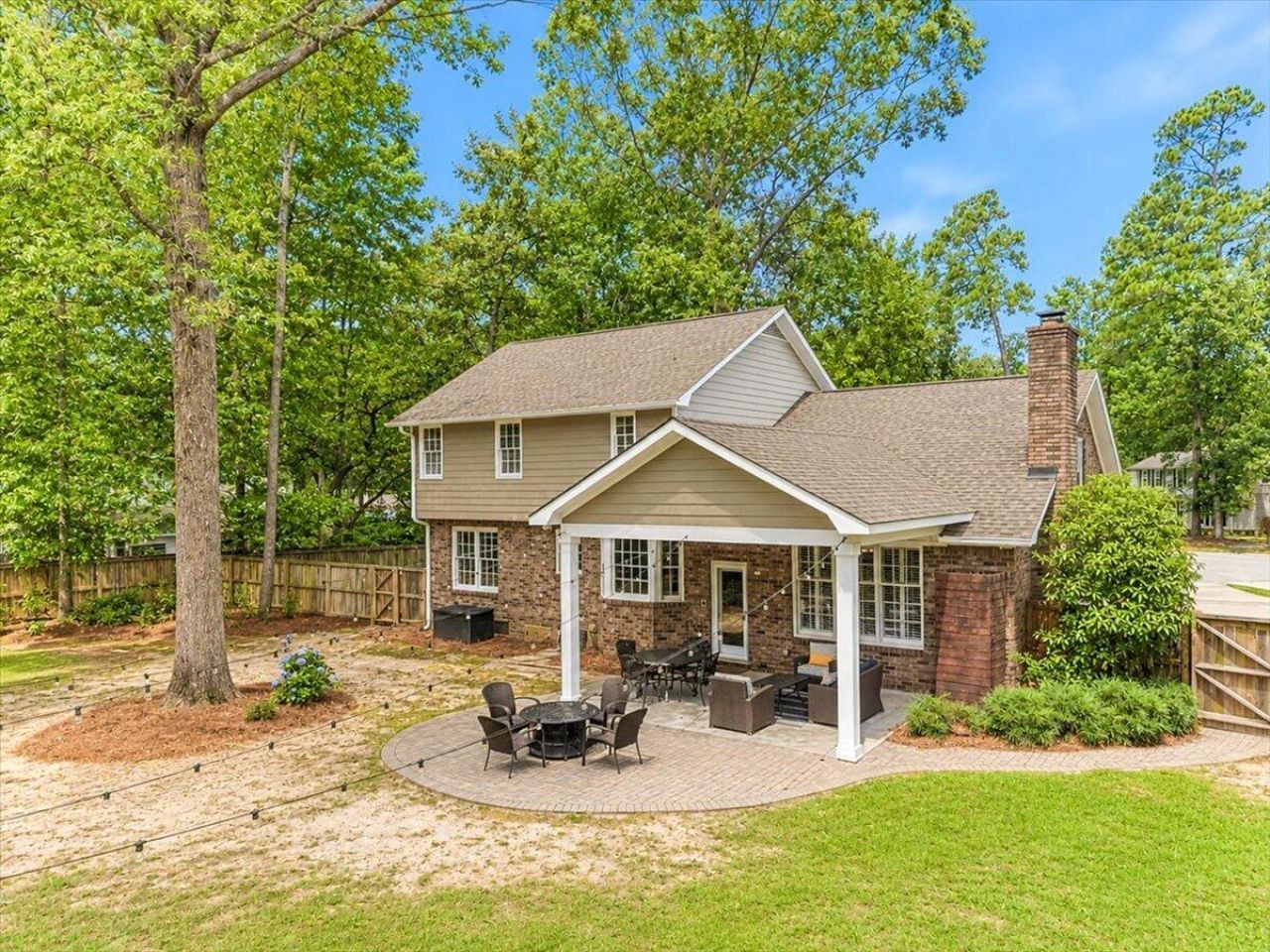 102 Laurens Court Photo 50