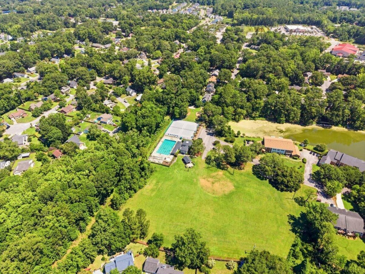 102 Laurens Court Photo 62