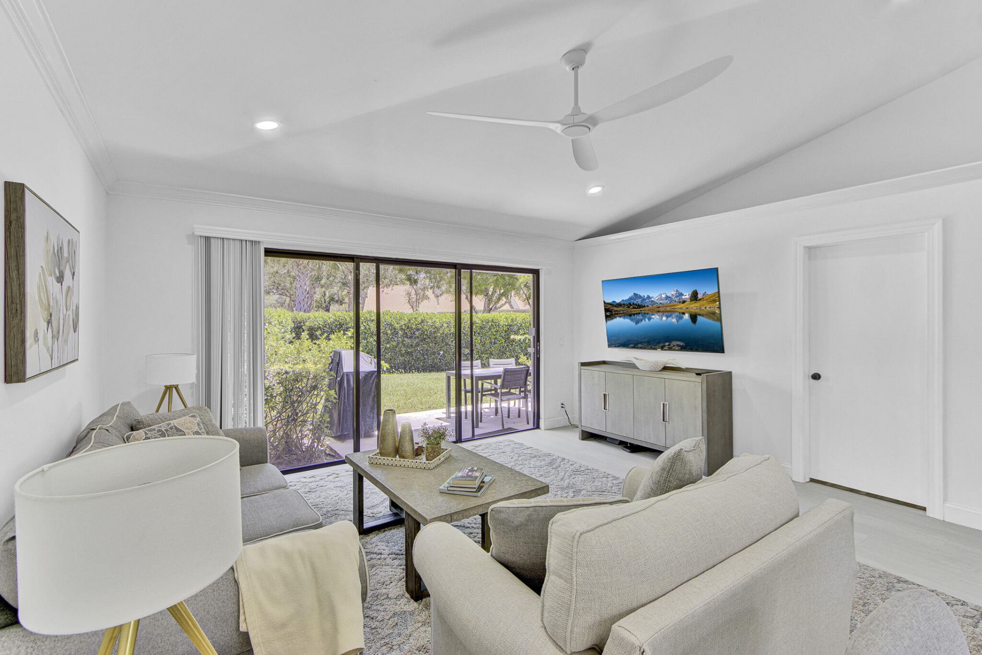 106 Club Drive, Palm Beach Gardens, FL 33418 Photo