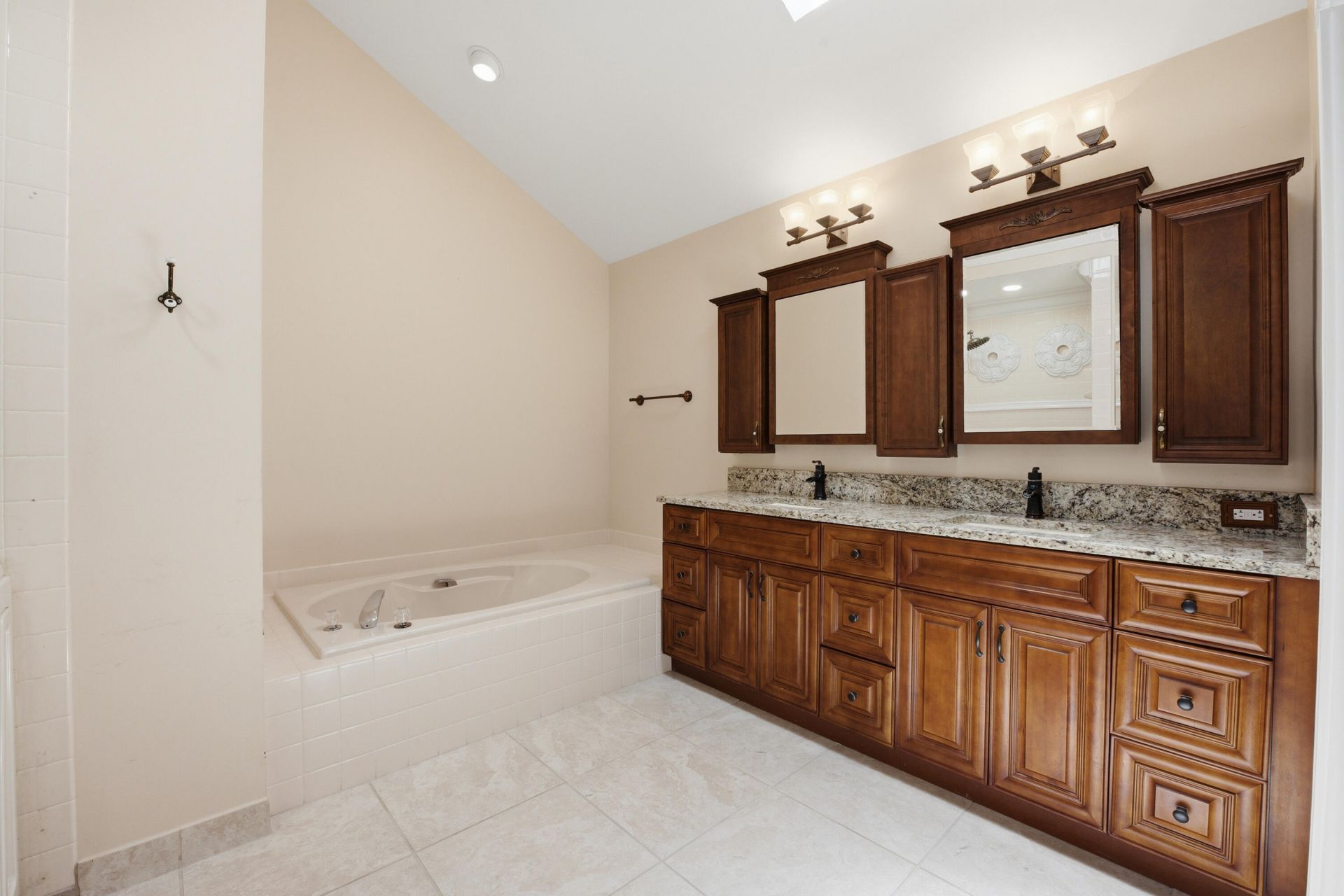 2319 Saratoga Bay Drive, West Palm Beach, FL 33409 Photo