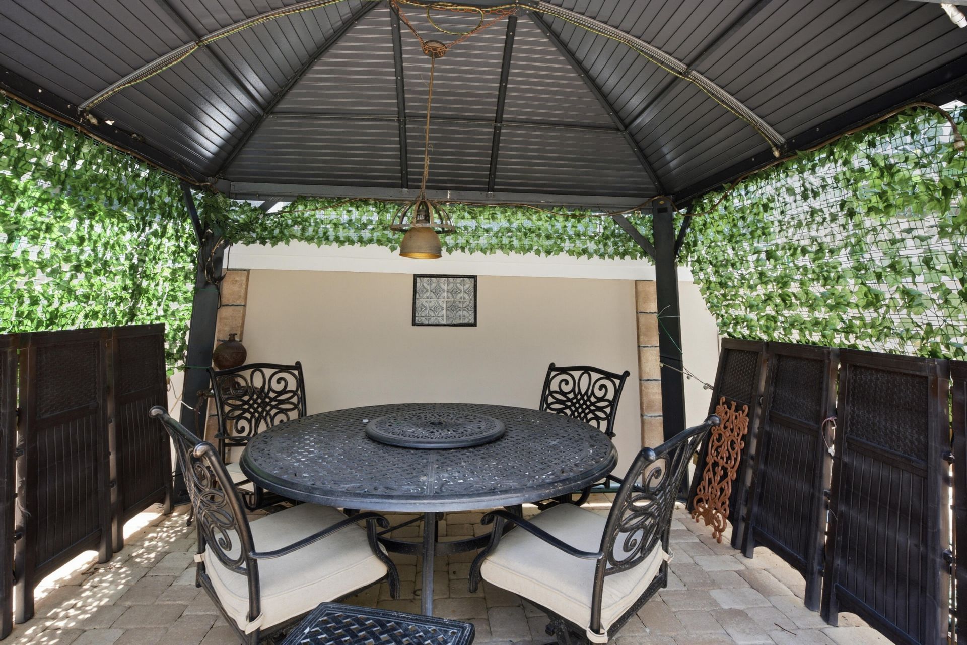 2319 Saratoga Bay Drive, West Palm Beach, FL 33409 Photo