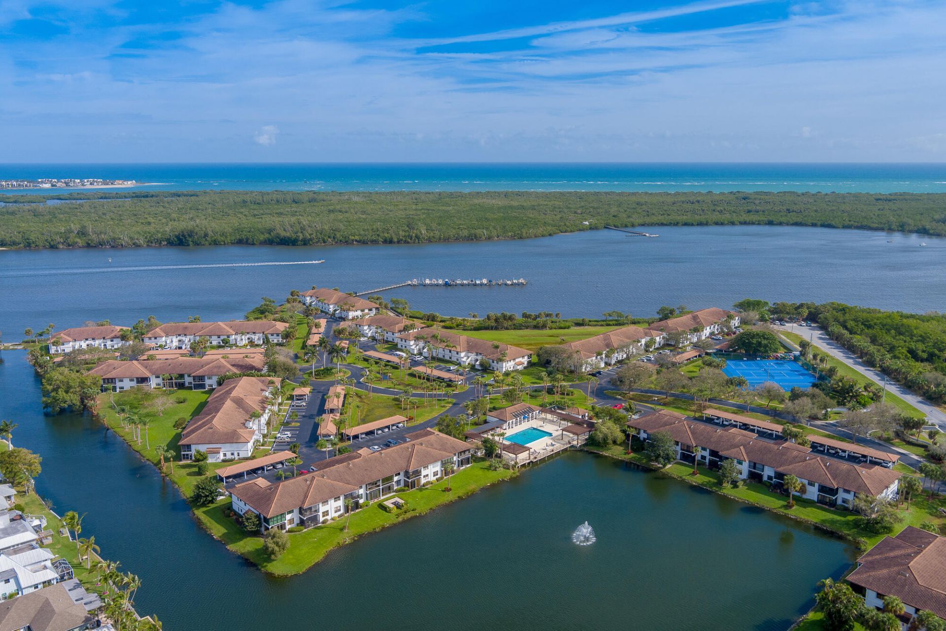 6102 SE Landing Way, Unit 14, Stuart, FL 34997 Photo
