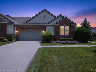 16502 Cypress Court , Northville Twp, MI 48168