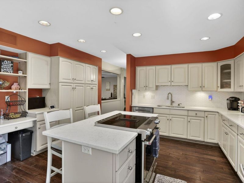 4405 Plymouth Rock Court, Columbus, OH 43230 Photo 12