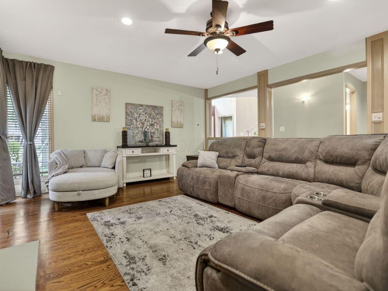 4405 Plymouth Rock Court, Columbus, OH 43230 Photo 7