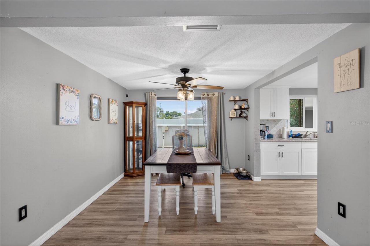 10237 Oak Hill Drive , Port Richey, FL 34668 Photo