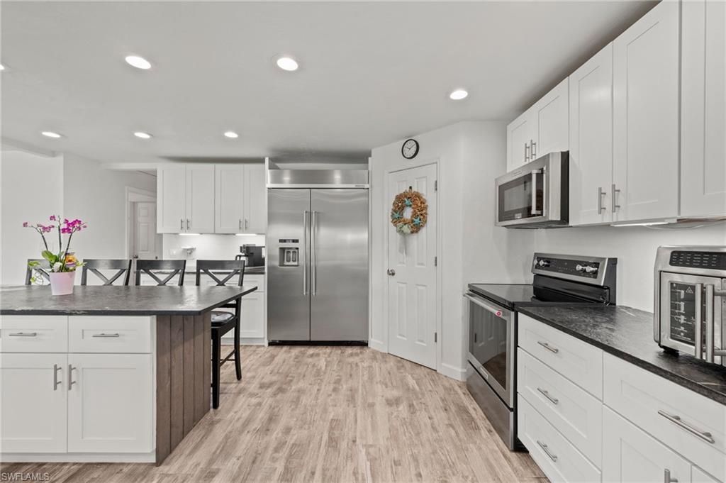 12213 Star Shell Dr , Matlacha Isles, FL 33991 Photo