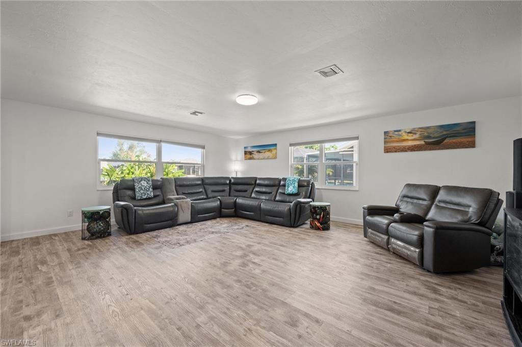 12213 Star Shell Dr , Matlacha Isles, FL 33991 Photo