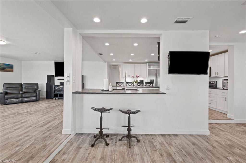 12213 Star Shell Dr , Matlacha Isles, FL 33991 Photo