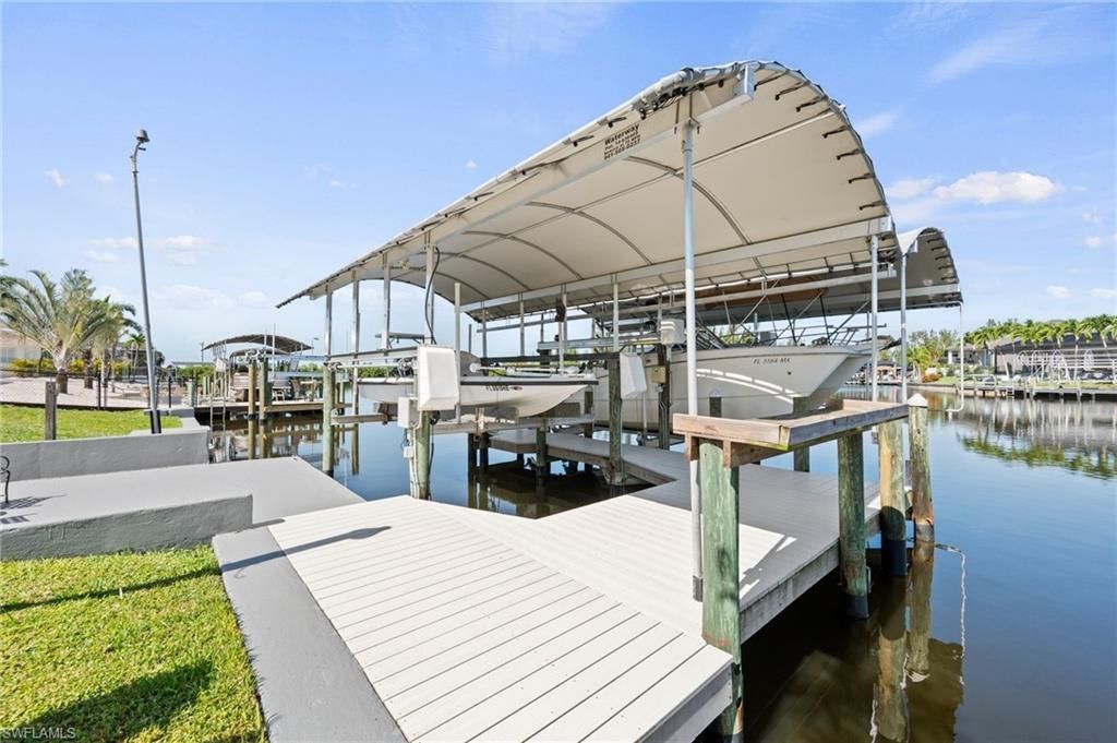 12213 Star Shell Dr , Matlacha Isles, FL 33991 Photo