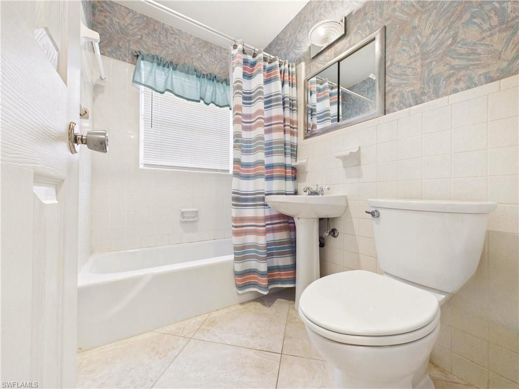 3067 Buena Vista Ln, Naples, FL 34105 Photo