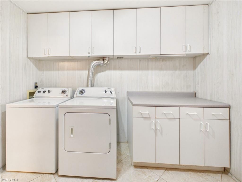 3067 Buena Vista Ln, Naples, FL 34105 Photo