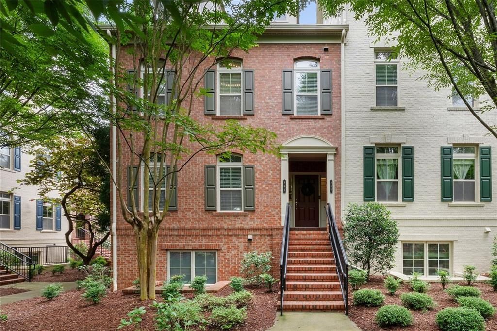 867 Perennial Drive, Unit 106, Atlanta, GA 30328 Main Photo