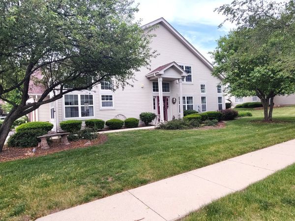 3150 Saint Michel Lane , St. Charles, IL 60175