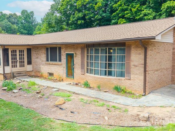 3840 Bradley Road , Morganton, NC 28655