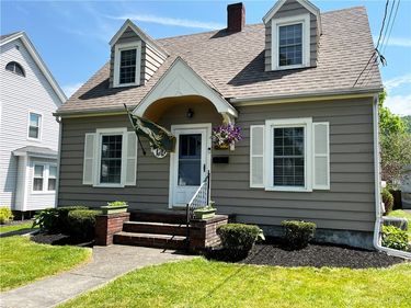 10 N Elizabeth Street , Dansville, NY 14437