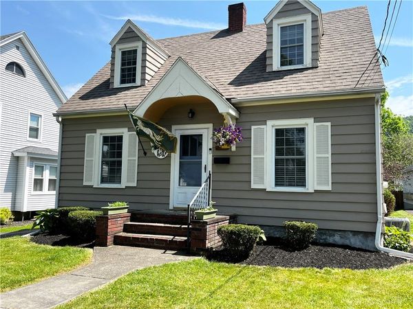 10 N Elizabeth Street , Dansville, NY 14437