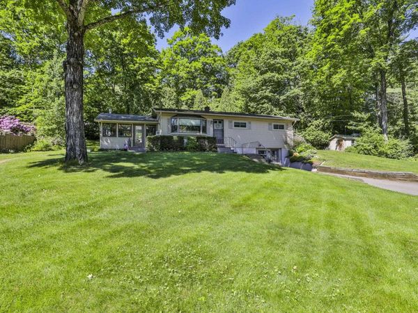 2 Dove Street, Boscawen, NH 03303
