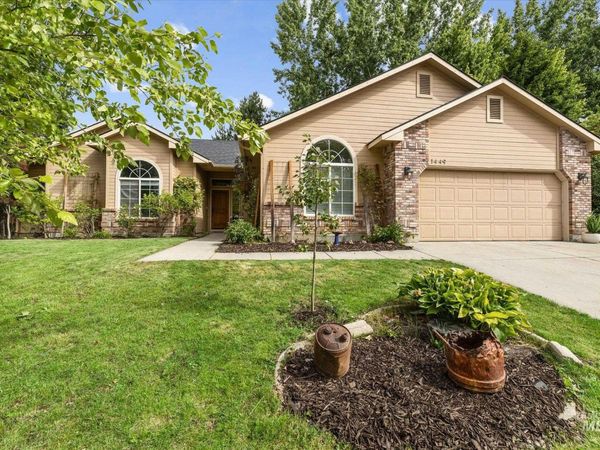 1449 N Echo Creek Pl, Eagle, ID 83616
