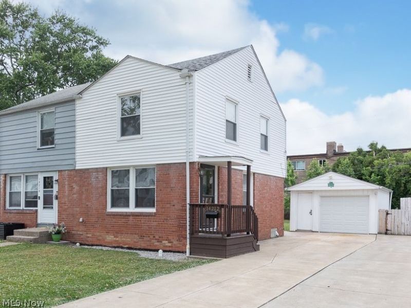 14212 Gramatan Avenue, Cleveland, OH 44111 Photo 1