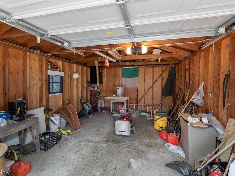 14212 Gramatan Avenue, Cleveland, OH 44111 Photo 19