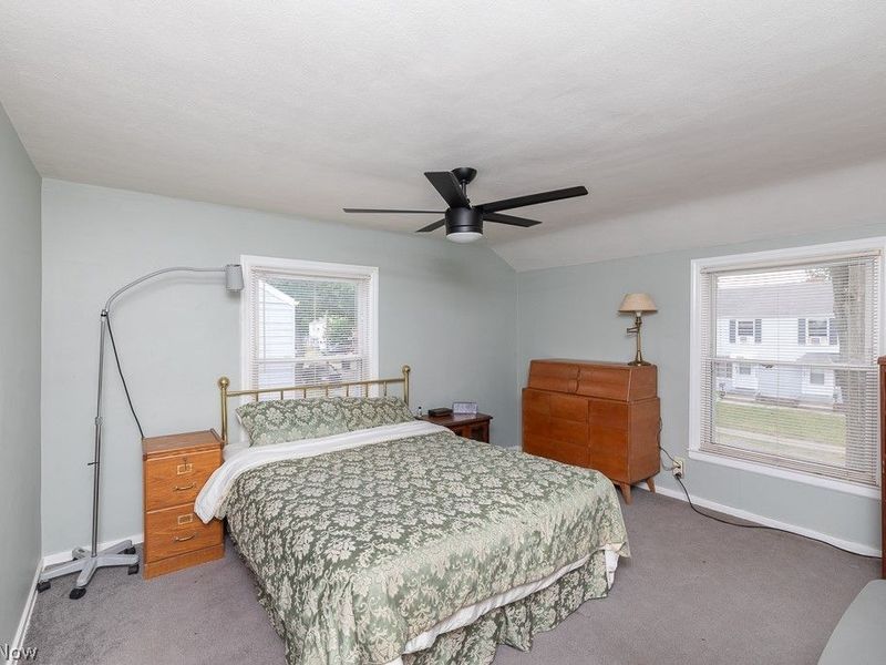 14212 Gramatan Avenue, Cleveland, OH 44111 Photo 9