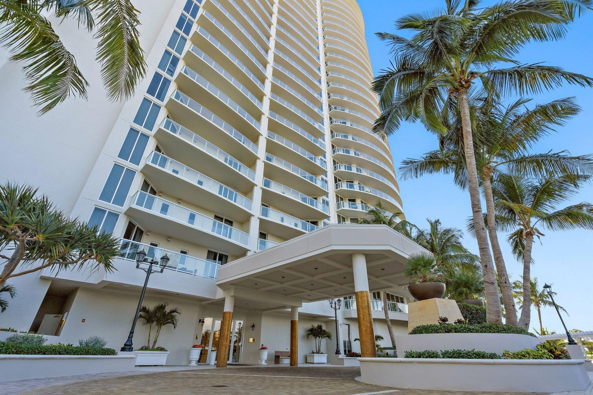 2700 N Ocean Drive, Unit Ph-1b, Riviera Beach, FL 33404 Photo