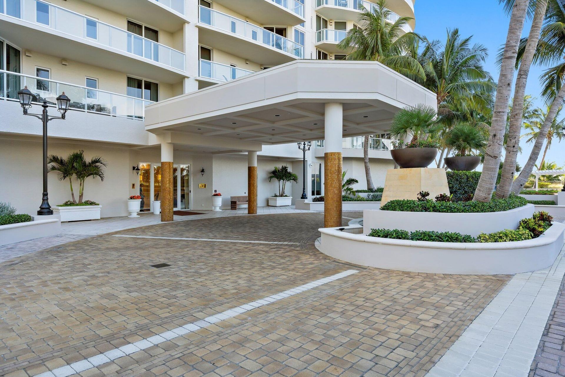 2700 N Ocean Drive, Unit Ph-1b, Riviera Beach, FL 33404 Photo