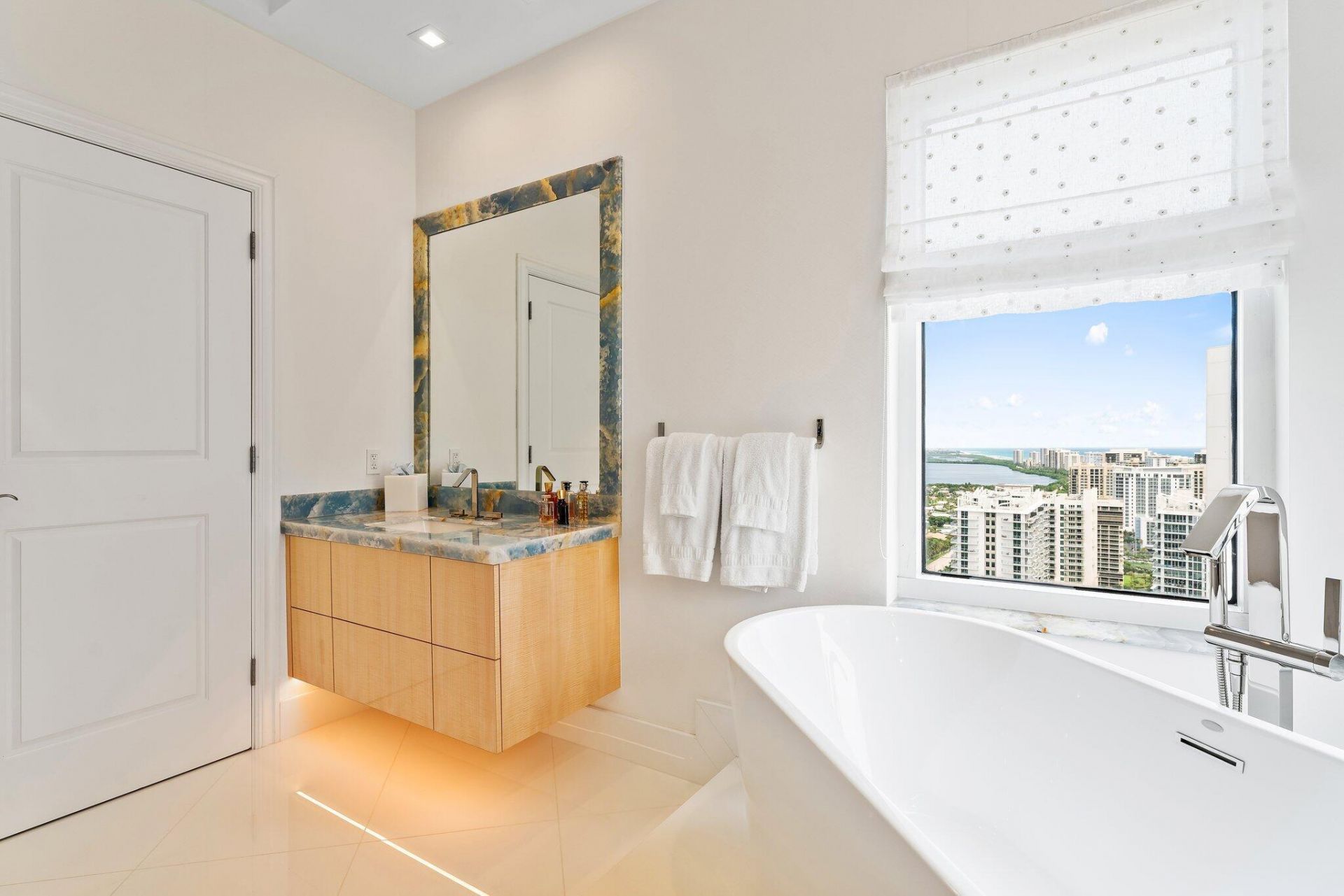 2700 N Ocean Drive, Unit Ph-1b, Riviera Beach, FL 33404 Photo