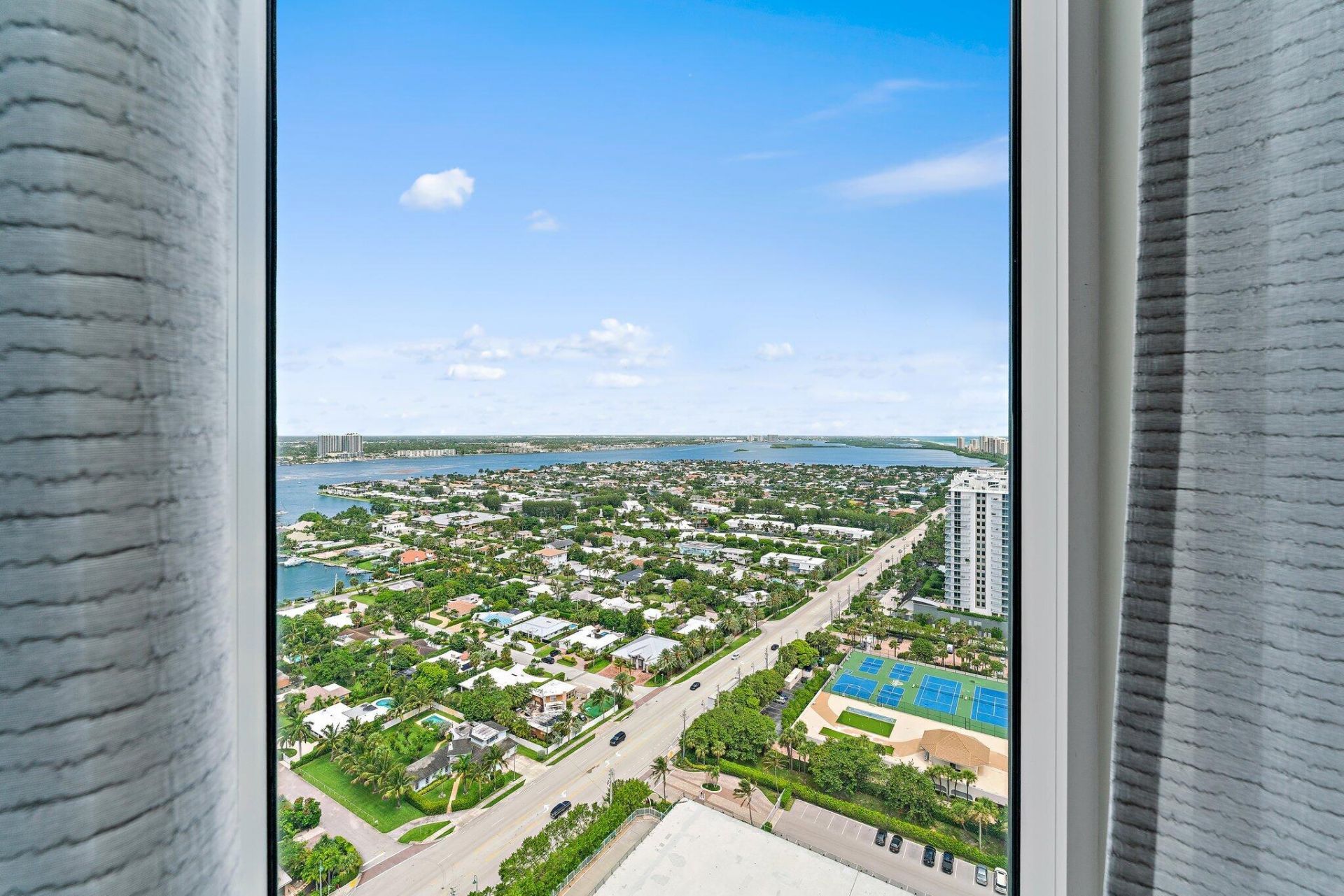 2700 N Ocean Drive, Unit Ph-1b, Riviera Beach, FL 33404 Photo