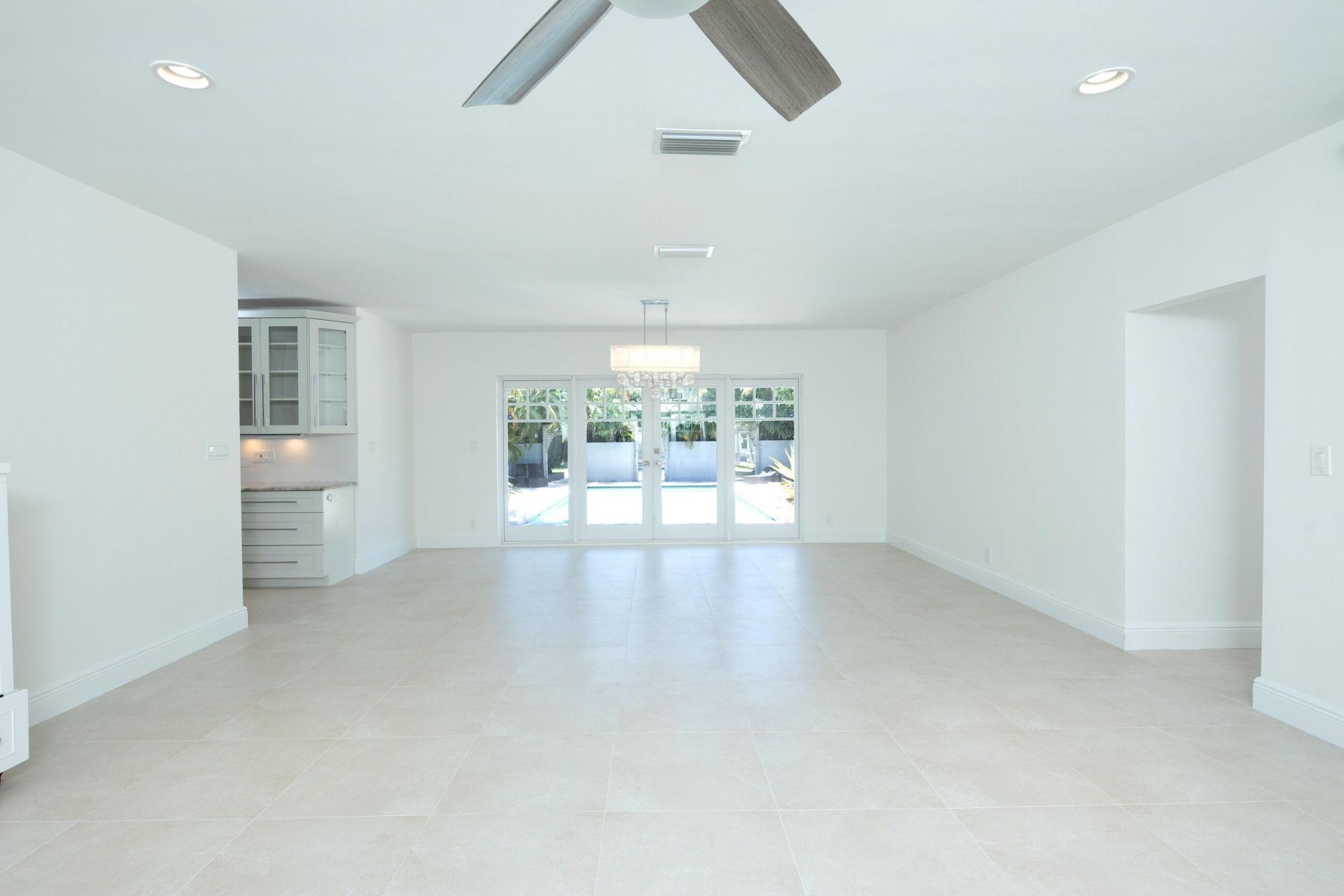 1635 Seabreeze Boulevard, Fort Lauderdale, FL 33316 Photo