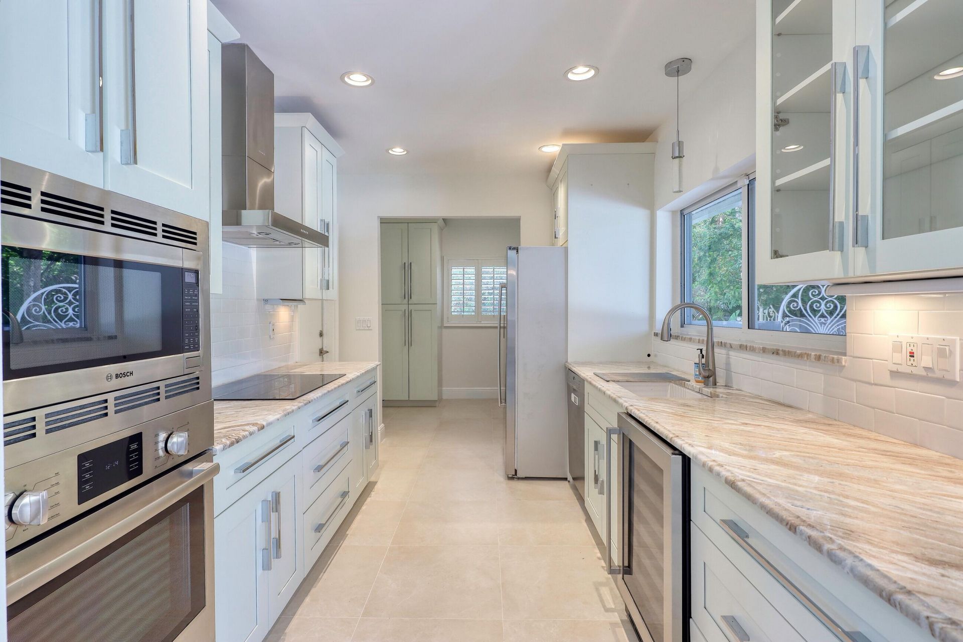 1635 Seabreeze Boulevard, Fort Lauderdale, FL 33316 Photo