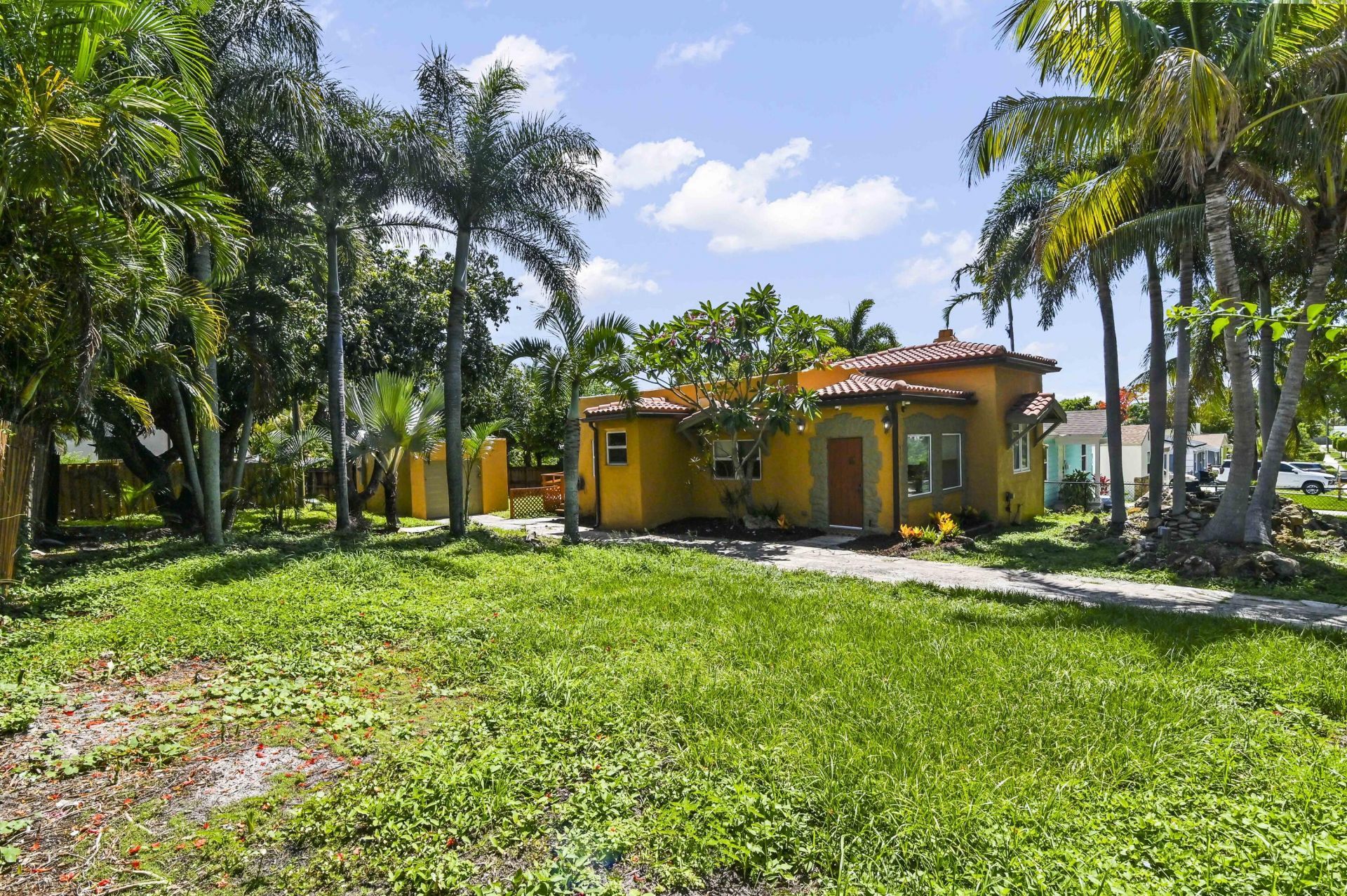 914 30th Court, West Palm Beach, FL 33407 Photo
