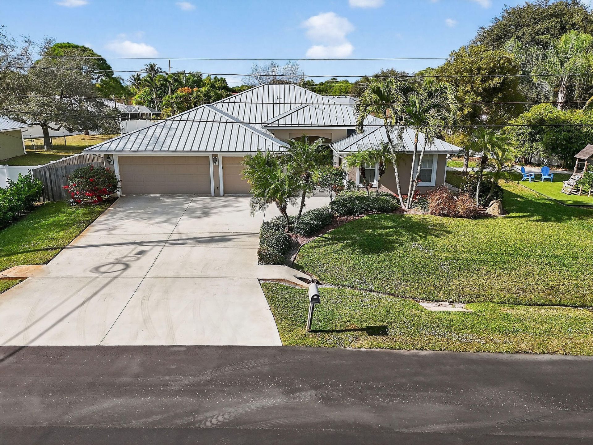 3221 SE Quay Street, Port Saint Lucie, FL 34984 Photo