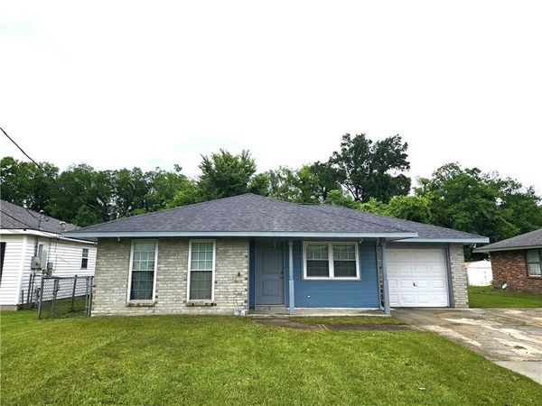 504 MAGNOLIA Avenue , LaPlace, LA 70068