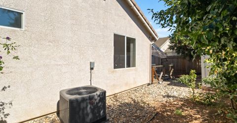 4001 Saintsbury Dr, Sacramento, CA 95834 Photo