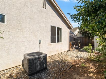 4001 Saintsbury Dr, Sacramento, CA 95834 Photo