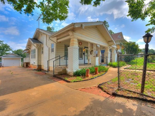 320 E Washington Avenue, Guthrie, OK 73044