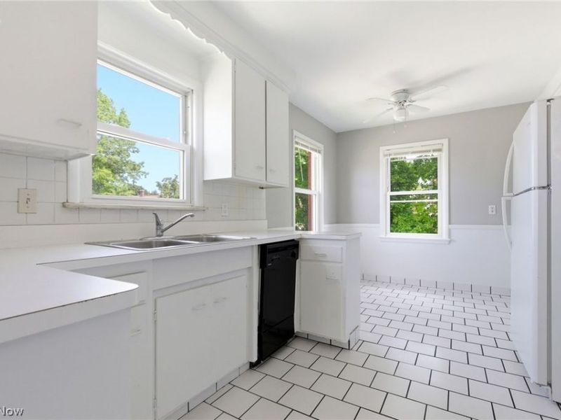 2341 Warrensville Center Road, University Heights, OH 44118 Photo 18