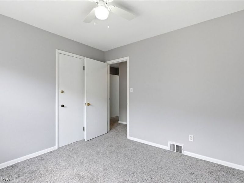 2341 Warrensville Center Road, University Heights, OH 44118 Photo 31