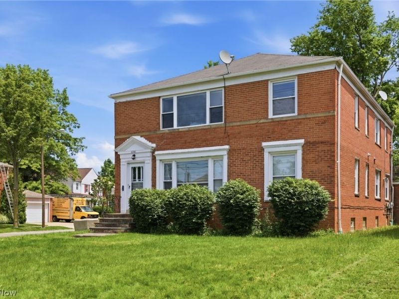 2341 Warrensville Center Road, University Heights, OH 44118 Photo 4