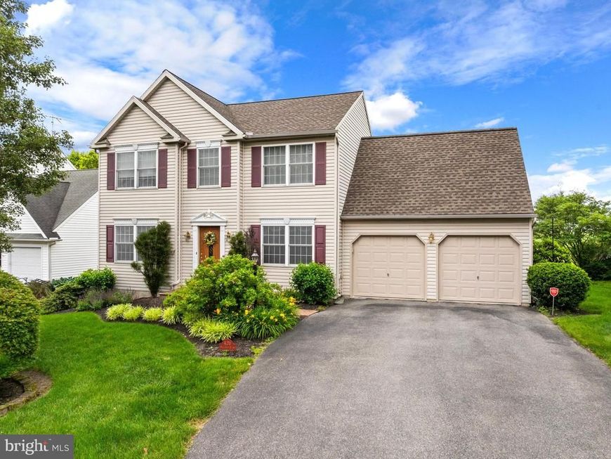 420 Woodhall Drive, Willow Street, PA 17584 Main Photo