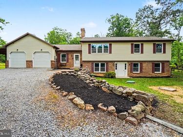 371 BOBCAT ROAD, NEWVILLE, PA 17241