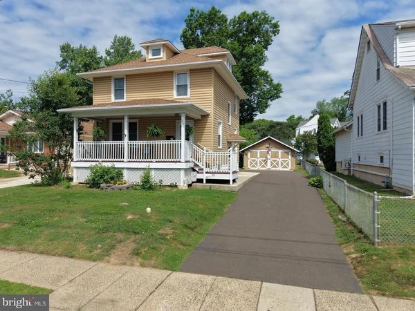 25 CENTER AVENUE, WILLOW GROVE, PA 19090