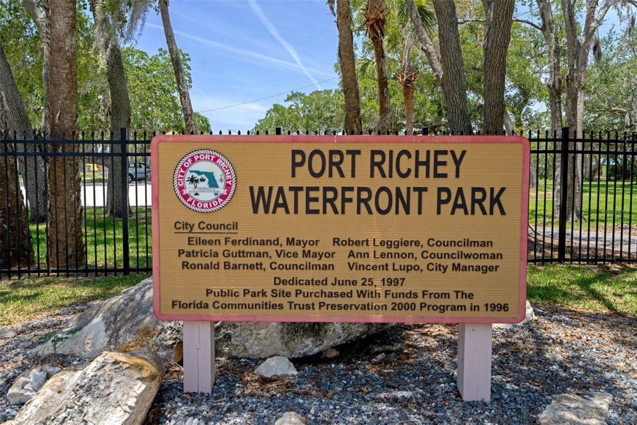 8128 Papaya Street , Port Richey, FL 34668 Photo
