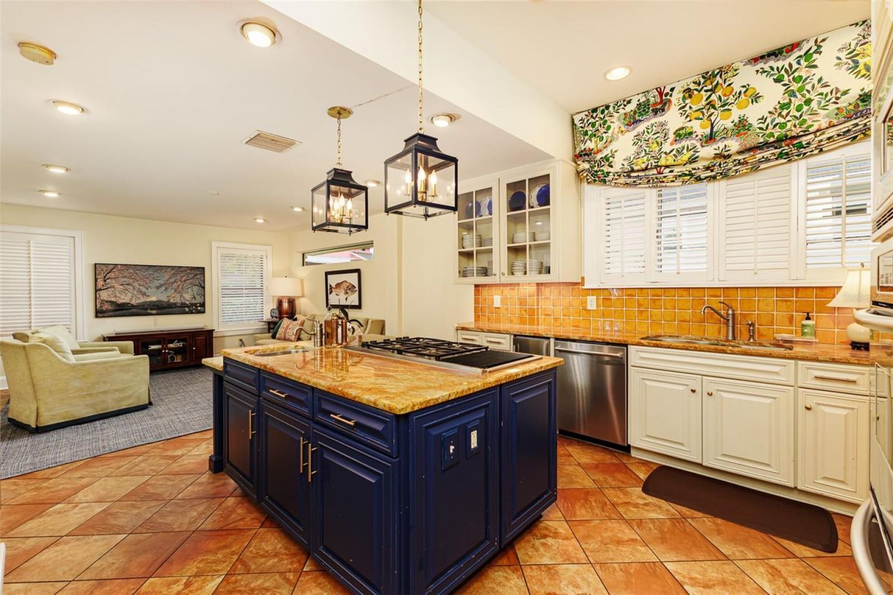 327 Miramar Road, Lakeland, FL 33803 Photo